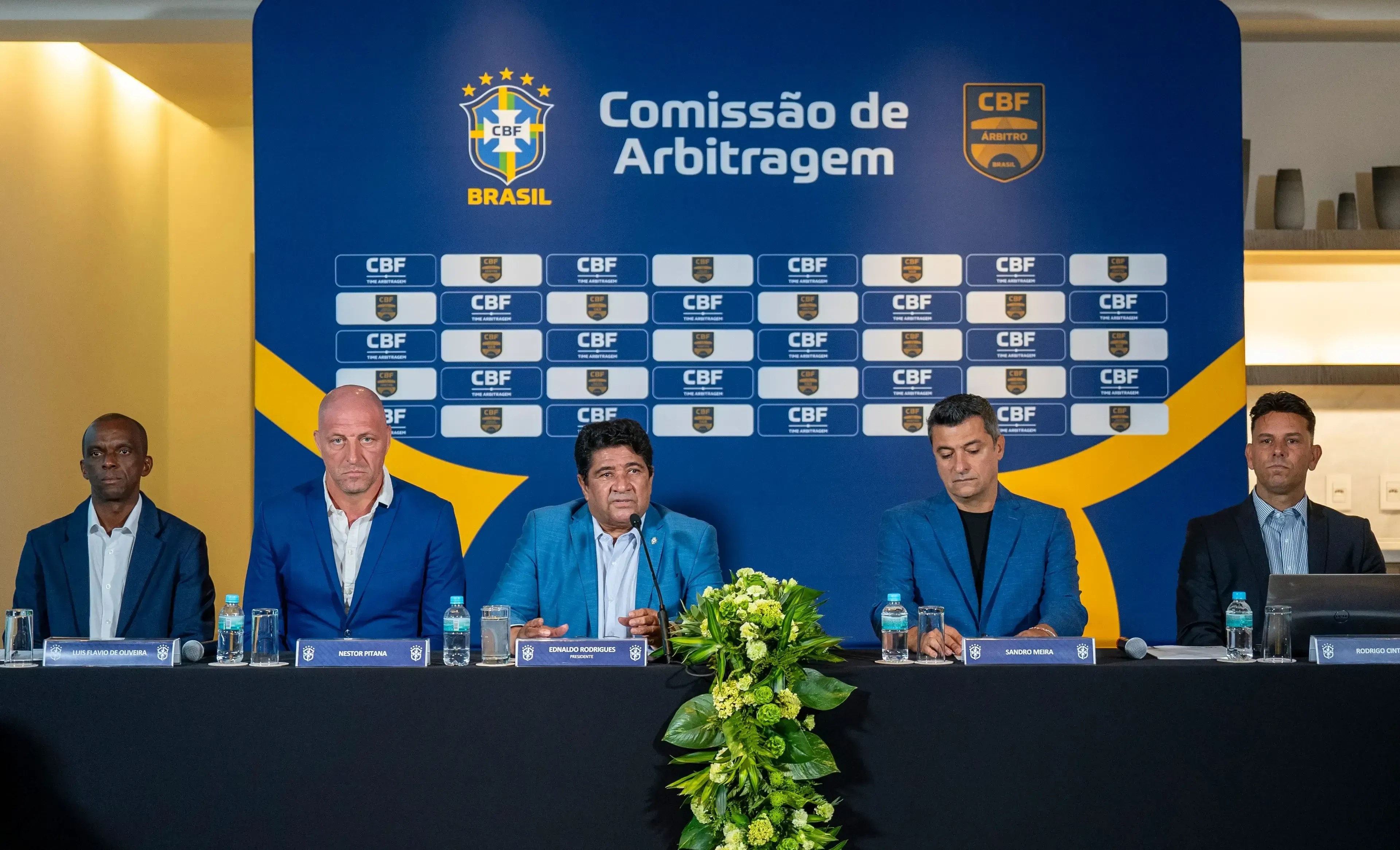 Nova comissão da CBF vai projetar profissionalização de árbitros; veja detalhes