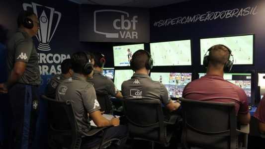 CBF pediu divulgação de áudios do VAR