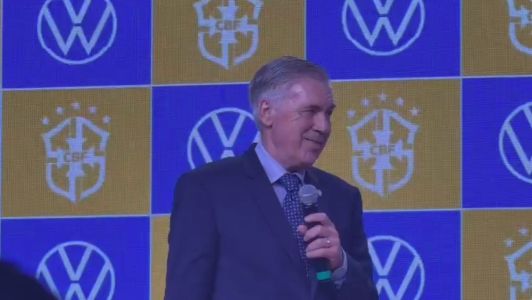 Ancelotti no anúncio da nova patrocinadora da CBF