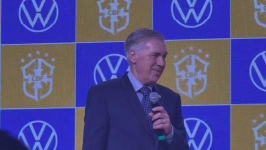 Ancelotti no anúncio da nova patrocinadora da CBF