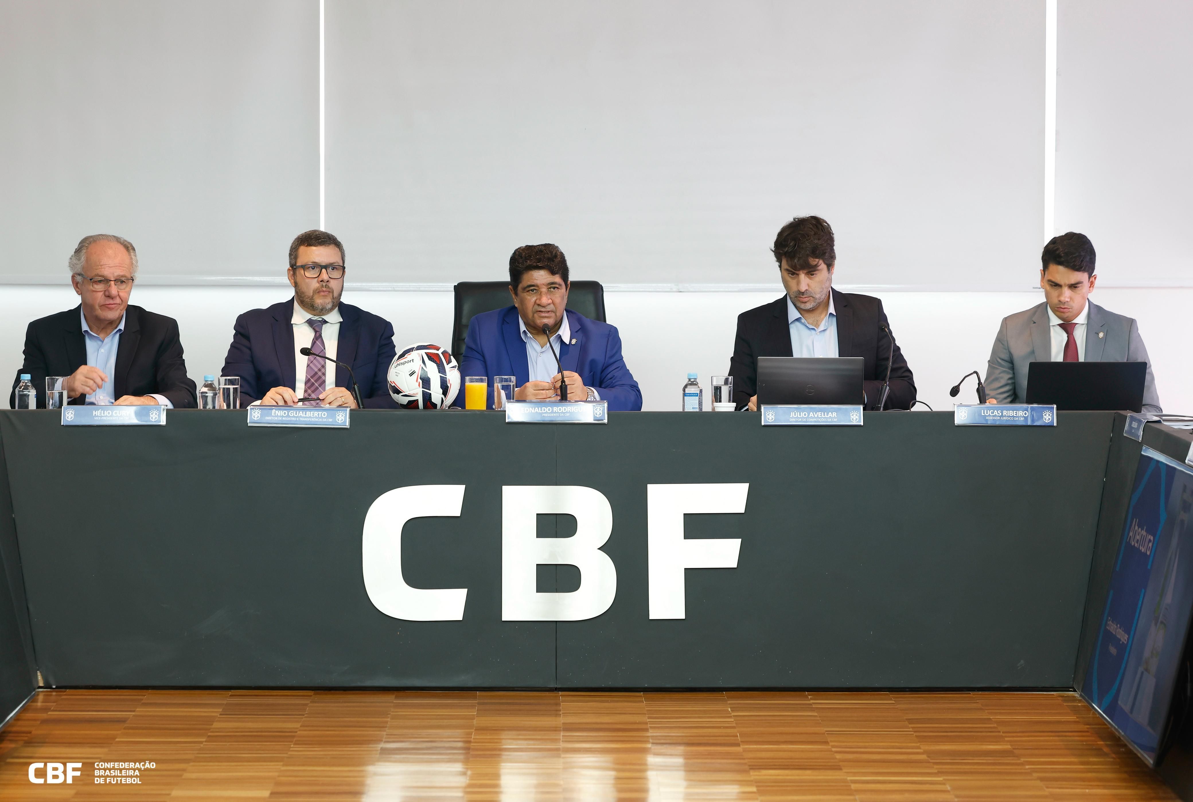 CBF se reúne com clubes e aprova mudanças para Série B em 2025; veja lista