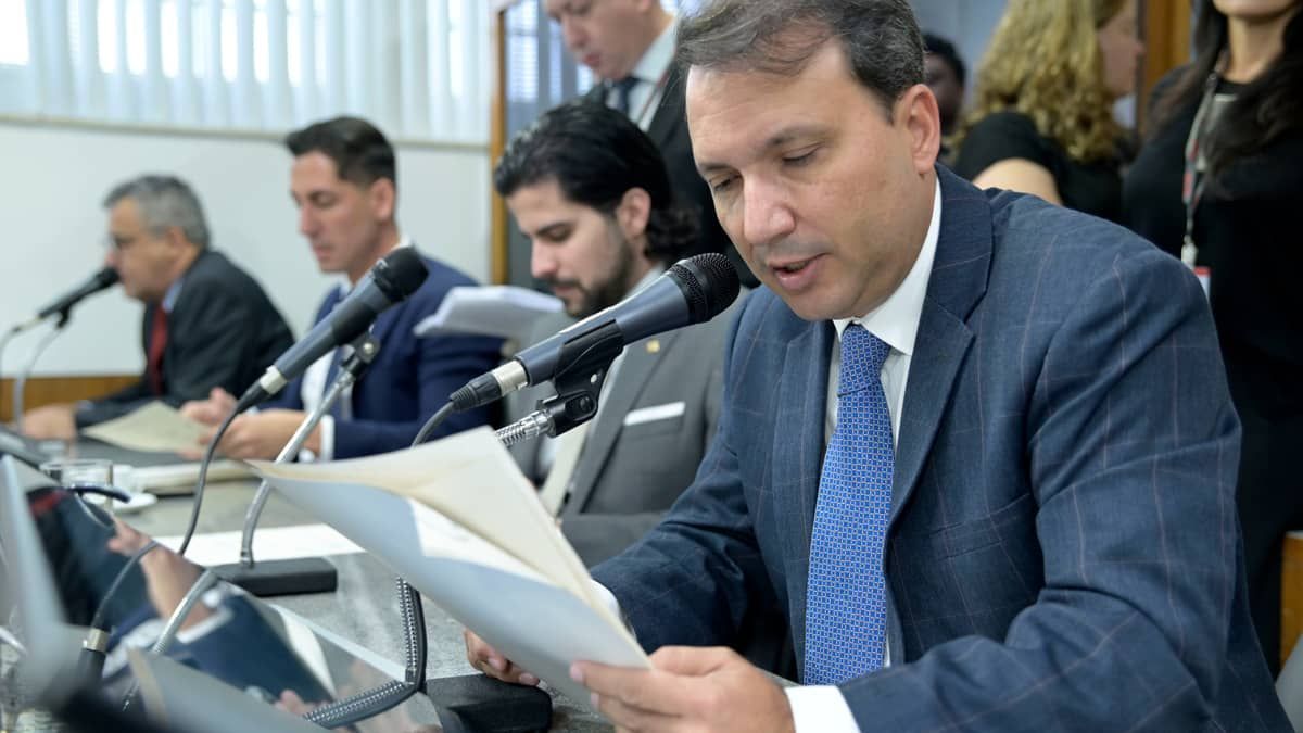CCJ da Assembleia aprova reforma administrativa proposta por Zema