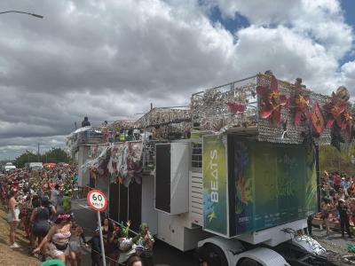 Desfile na truck do desejo 2025.jpg