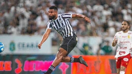 Ceará e Vila Nova se enfrentaram na Arena Castelão na noite desta quarta-feira