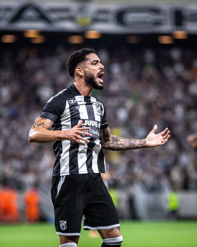 Ceará vence o Amazonas e se aproxima do G4 da Série B