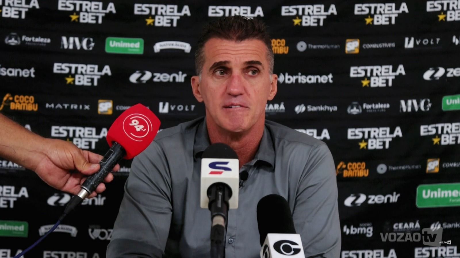 Mancini mostra insatisfação com time do Ceará após derrota na Copa do Brasil