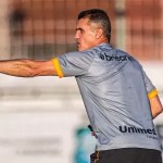Com Mancini pressionado, Ceará recebe a Chapecoense pela Série B
