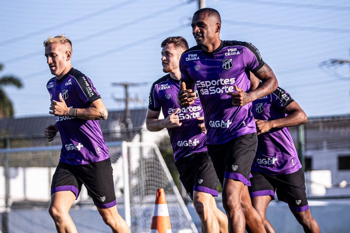 Elenco do Ceará se reapresenta e inicia intertemporada