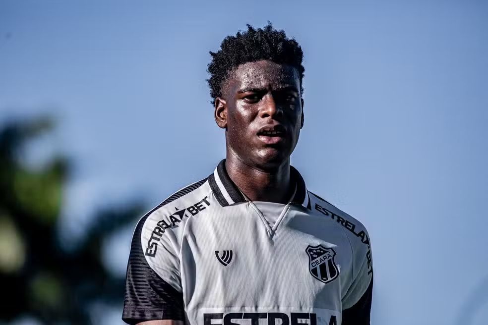 Cruzeiro encaminha contratação de Jonathan Jesus, que fica fora de jogo do Ceará