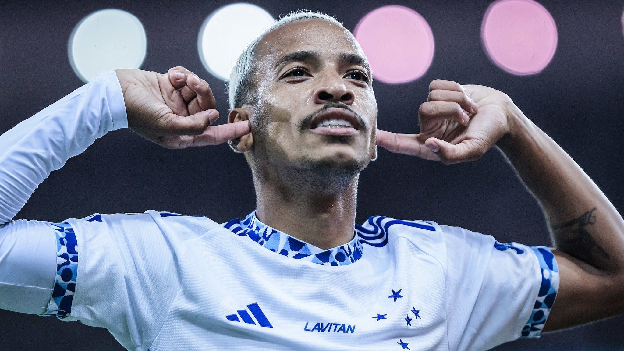 Matheus Pereira revela surpresa e detalha mensagem enviada por ídolo do Cruzeiro