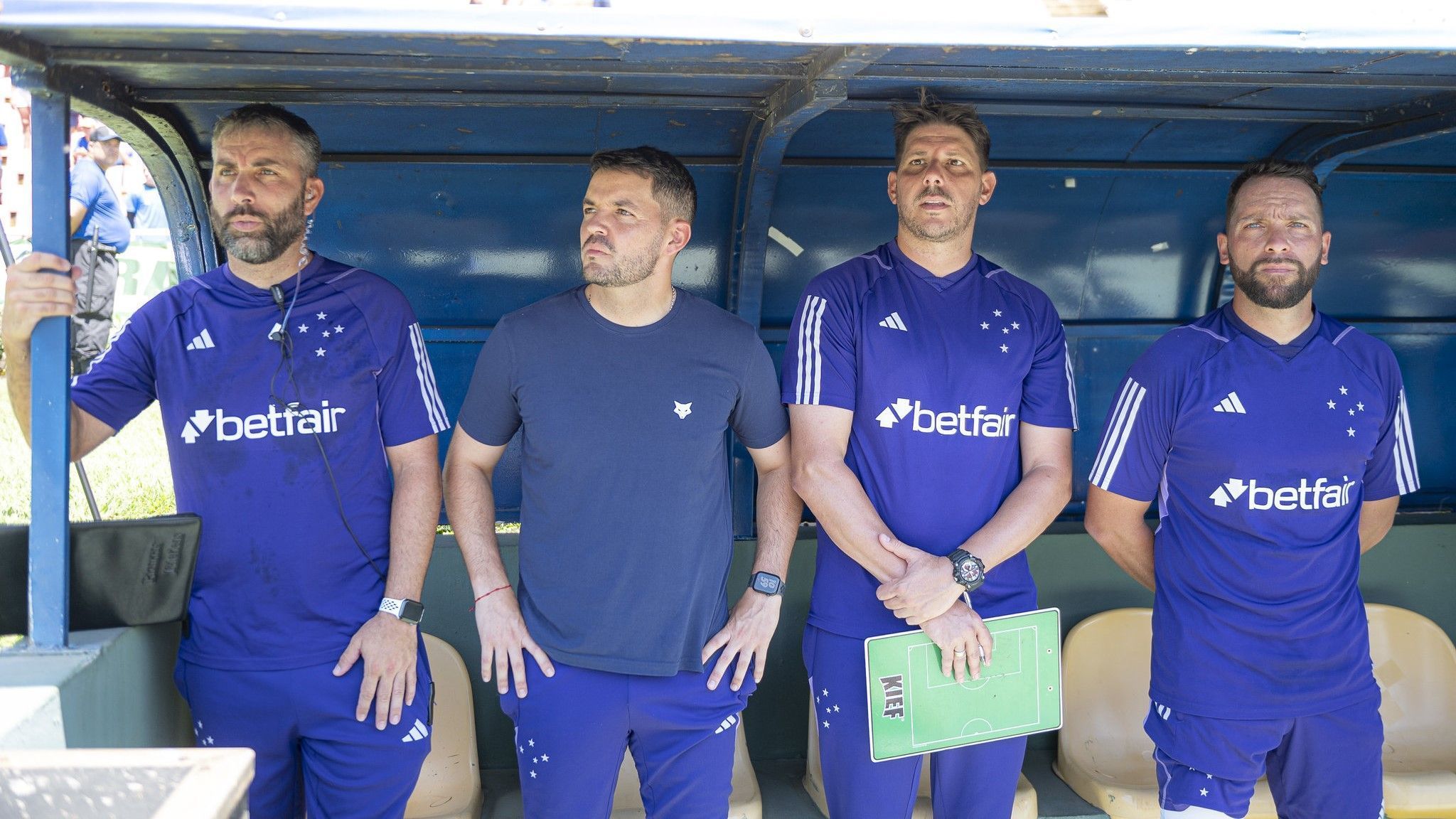 Auxiliar de Larcamón revela bastidores de demissão no Cruzeiro
