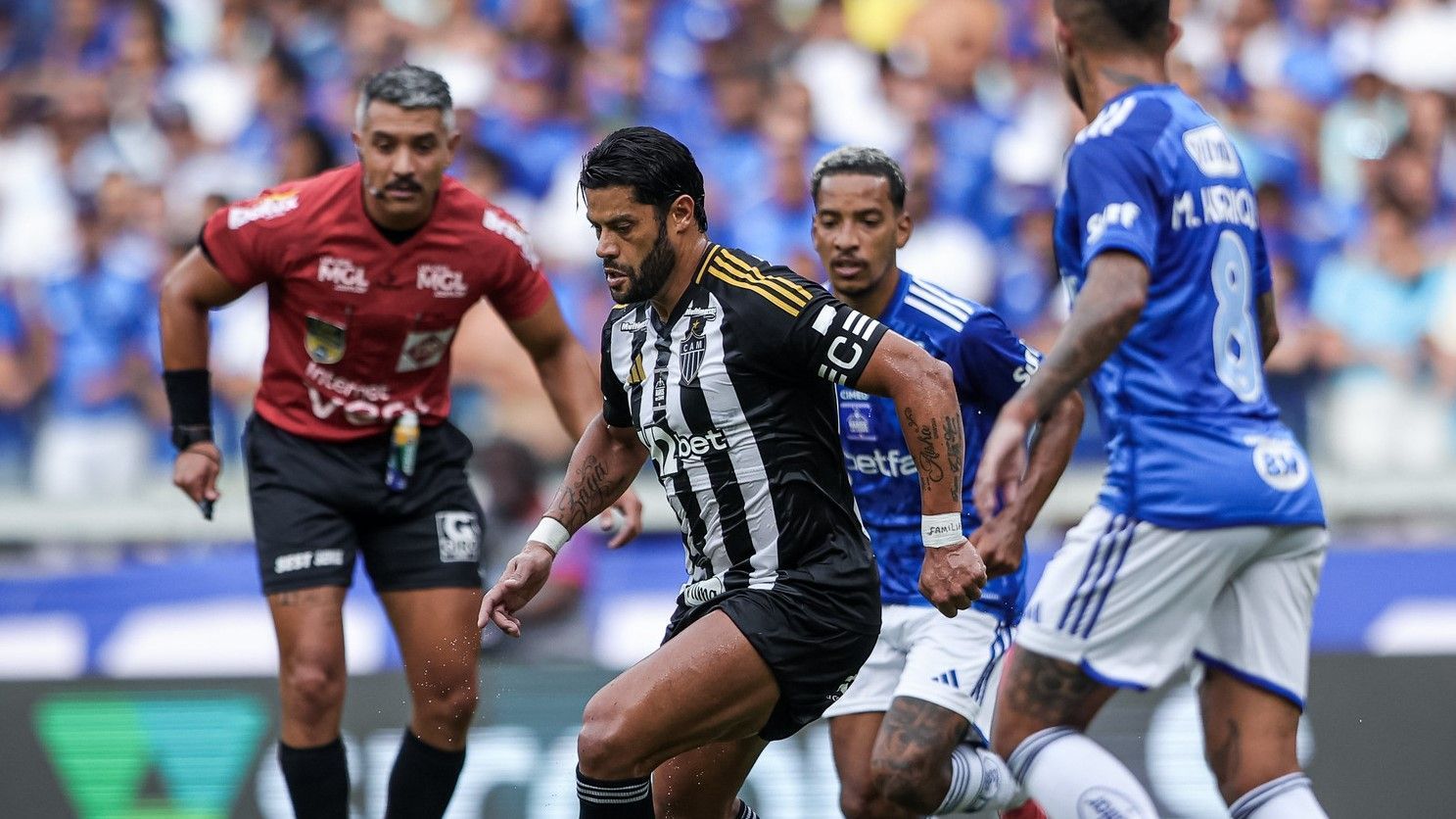 Cruzeiro x Atlético: FMF admite erros do VAR em clássico e toma decisão