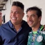 Abel e atletas do Palmeiras tietam Ronaldo, do Cruzeiro, após título da Série A