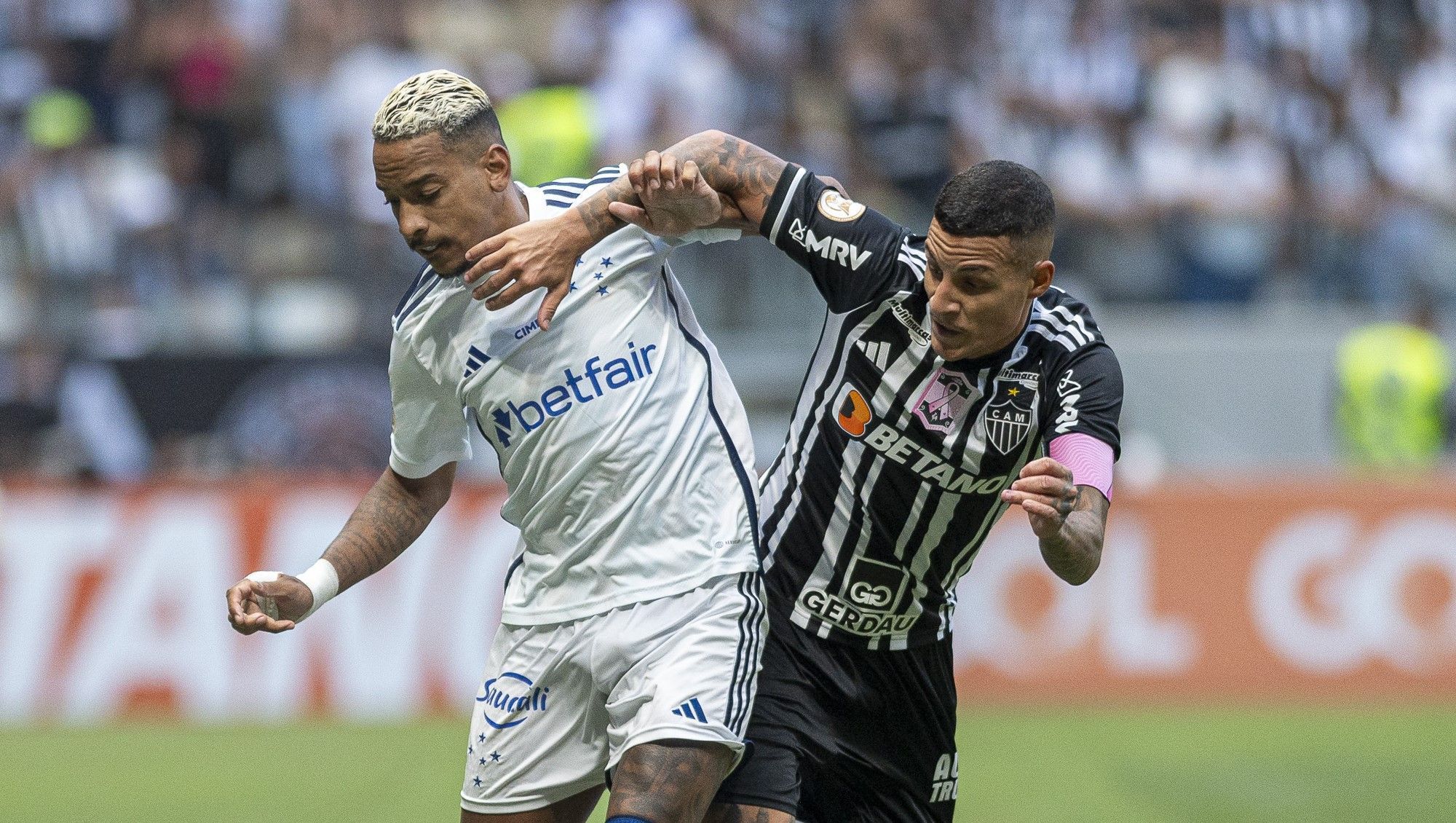 Atlético: Arana exime Felipão de culpa e atribui responsabilidade ao grupo