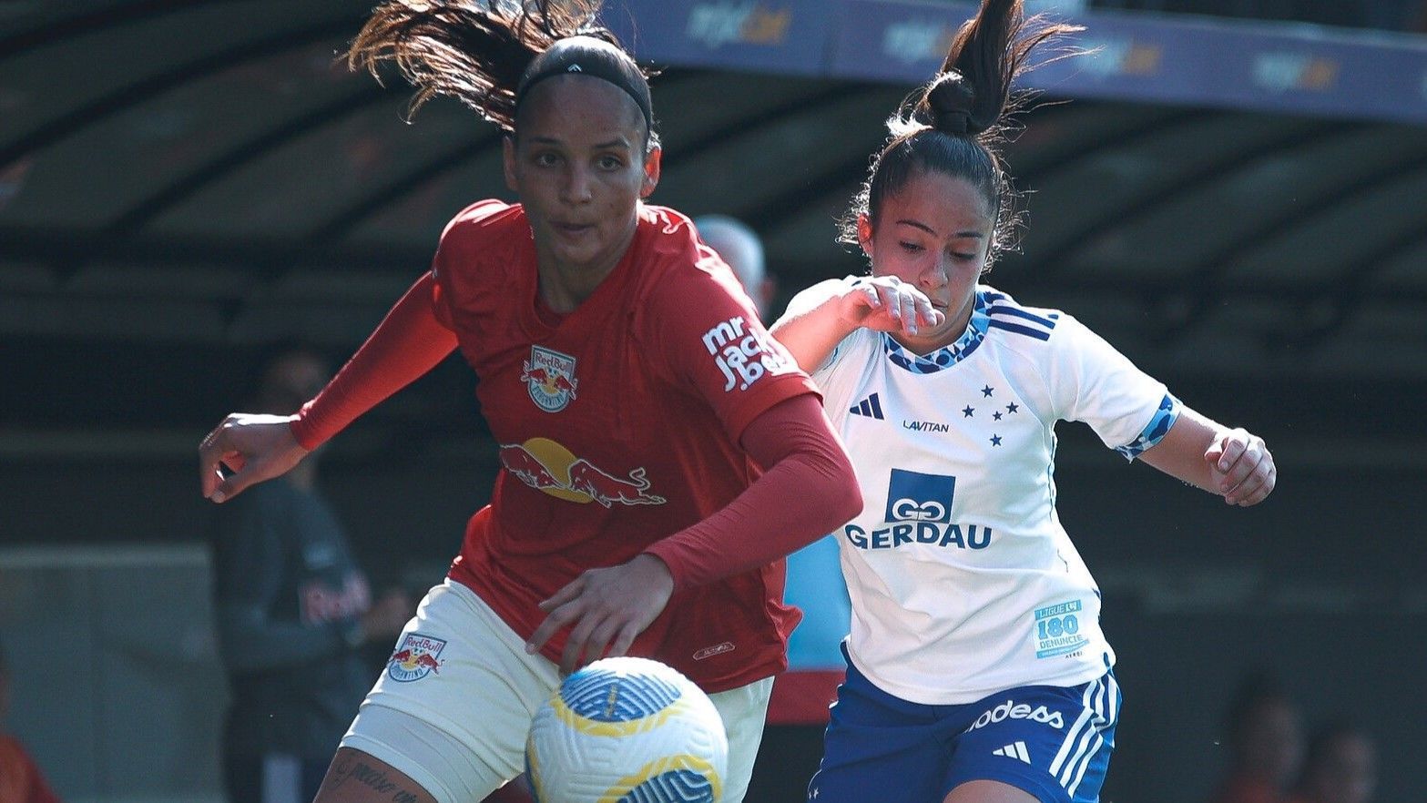 Classificado, Cruzeiro perde para Bragantino e conhece rival no Brasileiro Feminino