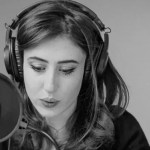 Jornalista Cecilia Sala é libertada de prisão no Irã e retorna para a Itália
