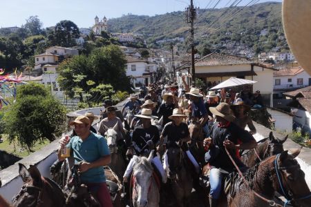 Câmara de Ouro Preto aprova inclusão da Cavalgada do Caminho da Fábrica no calendário oficial de eventos