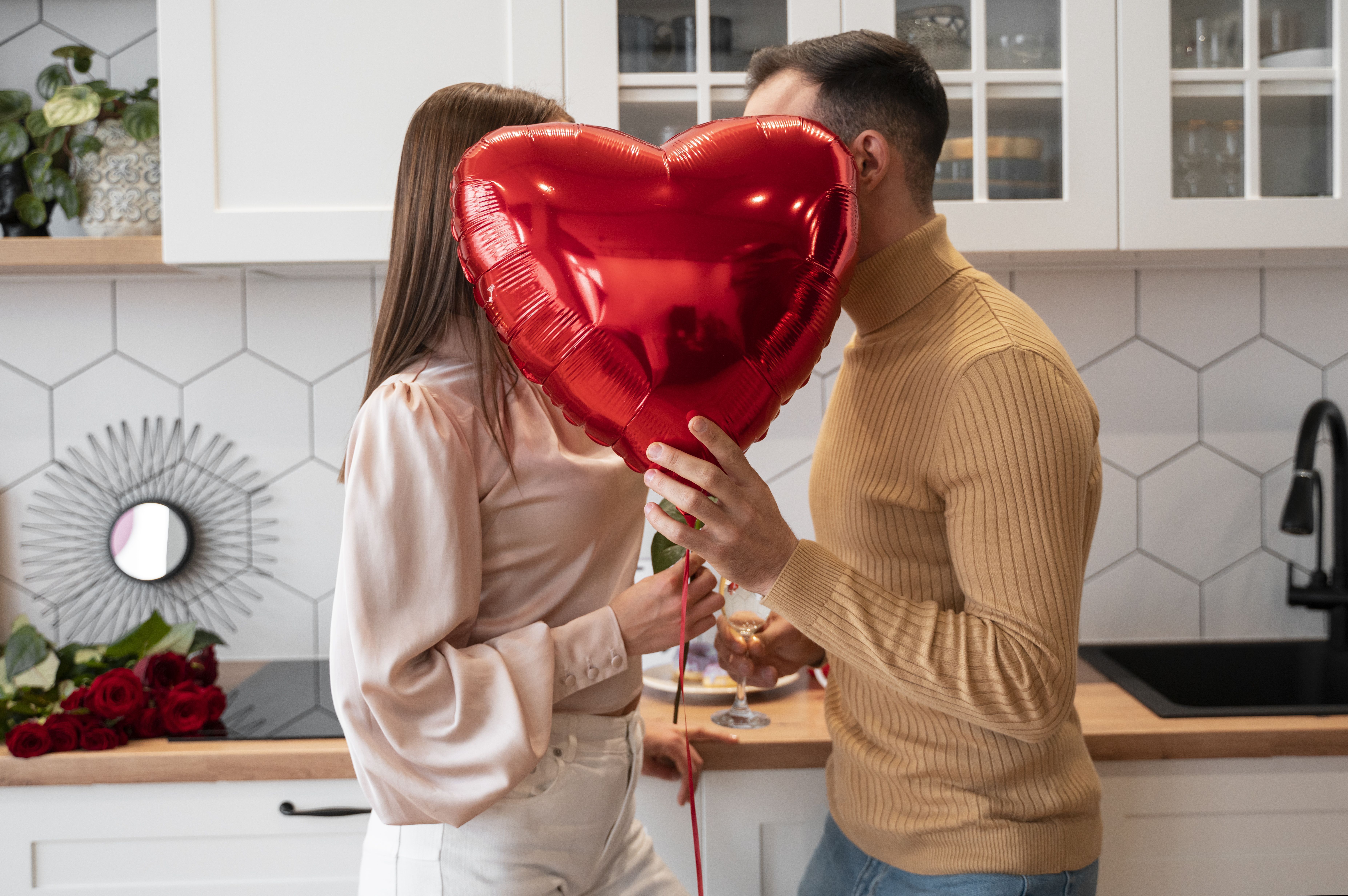 Dia de São Valentim: Por que Brasil não adere 'Dia dos Namorados' dos EUA?
