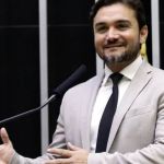 Sabino é nomeado para o Turismo em edição extra do Diário da União, e novela com Daniela Carneiro chega ao fim