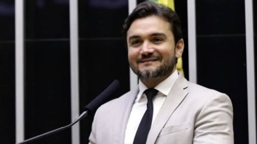 Celso Sabino deve ser anunciado como novo ministro do Turismo nesta sexta-feira (7)