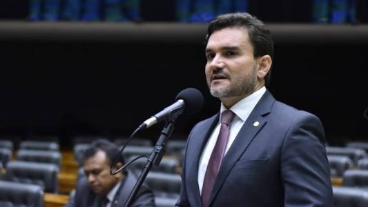 Celso Sabino (União-PA) assumirá o Ministério do Turismo com a saída de Daniela Carneiro (União-RJ)