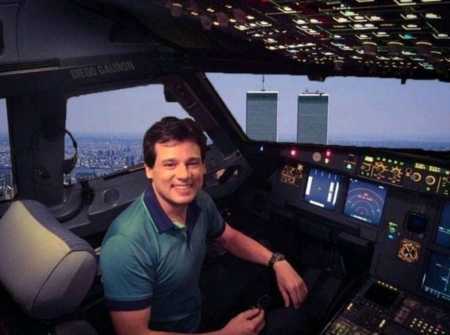 Celso Portiolli vira meme ao ser relacionado com o ataque de 11 de setembro