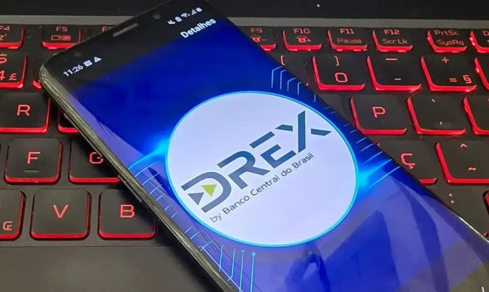 Celular com Drex moeda virtual do Banco Central (BC)