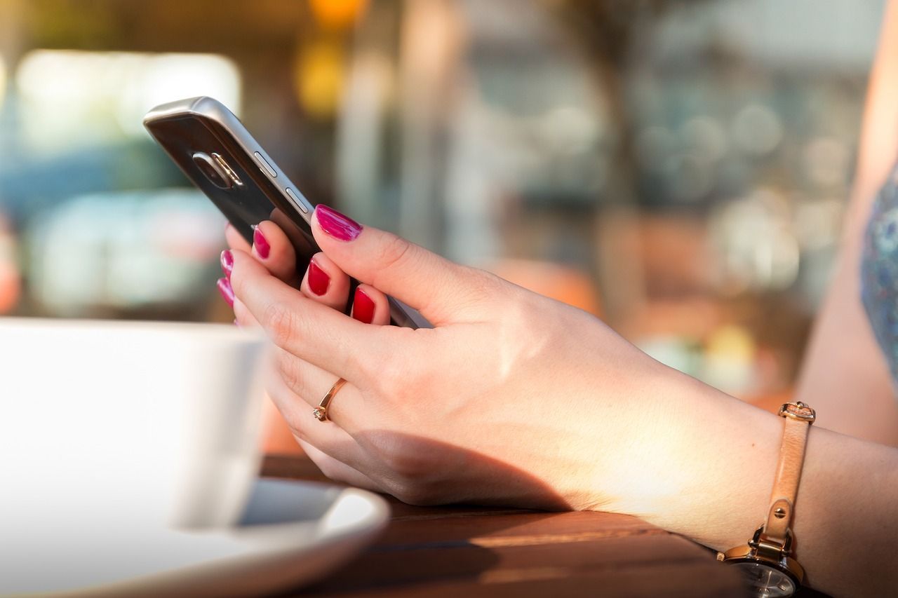 Minas tem 300 mil celulares piratas bloqueados em cinco anos