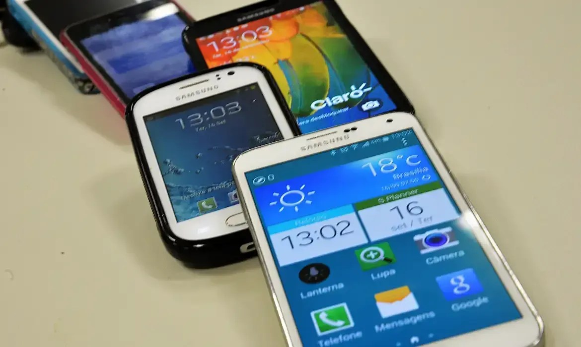 Venda de celulares piratas gera prejuízo bilionário e prejudica o país