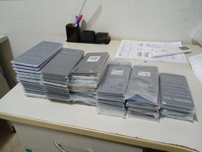 Celulares apreendidos em operação da Polícia Militar de Minas Gerais, no Norte do estado