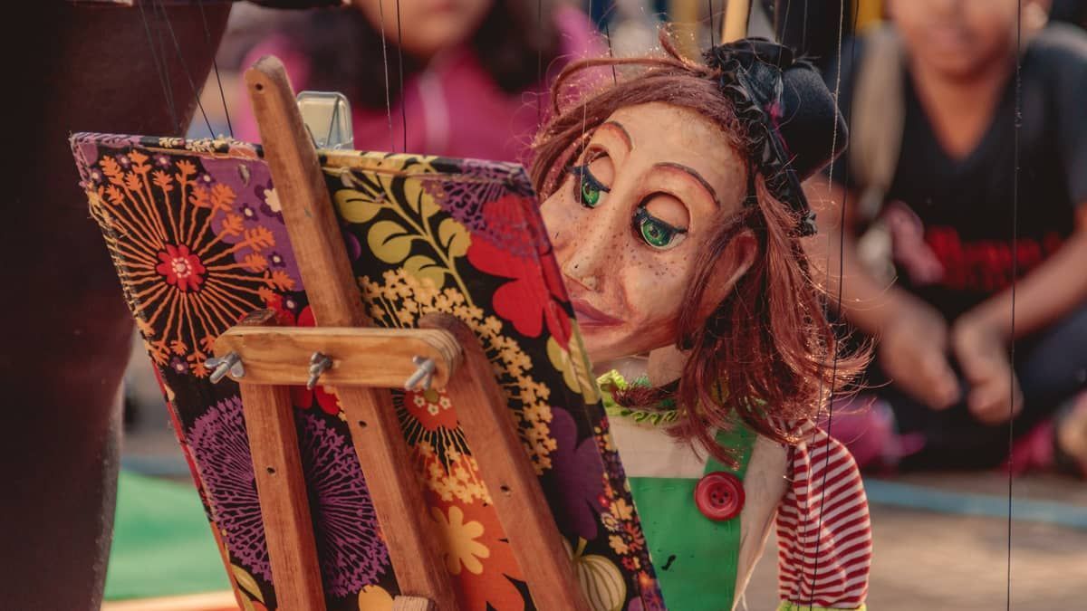 Festival de Teatro em Miniatura traz peças com mini bonecos para BH 