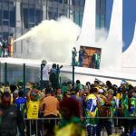 Quatro meses após 8 de janeiro, cerca de 250 permanecem presos e sem data para deixar cadeia