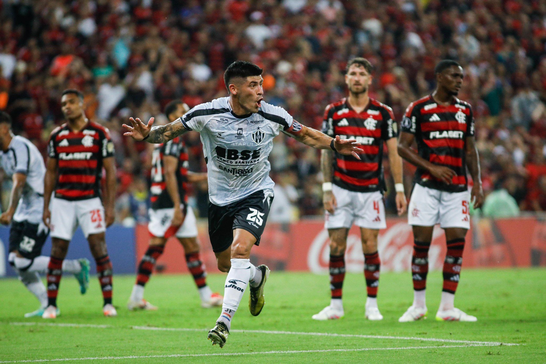 Central Córdoba faz história no Maracanã e vence o Flamengo na Libertadores