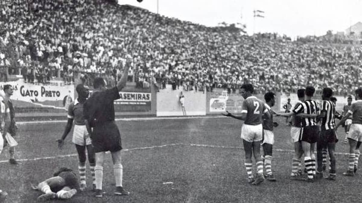 Documentação irregular de jogador provocou a única divisão de título da história do Campeonato Mineiro  