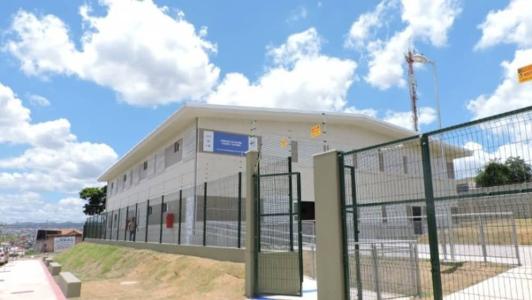 Usuários do Centro de Saúde Itaipu / Jatobá não conseguem retirar remédio contra osteoporose