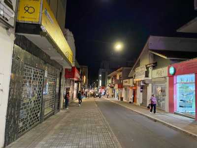 Já do dia 18 ao dia 23, as lojas funcionam das 8h às 22h.