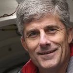 Cola parecida com 'manteiga de amendoim' segurava o submarino Titan, afirma CEO da OceanGate