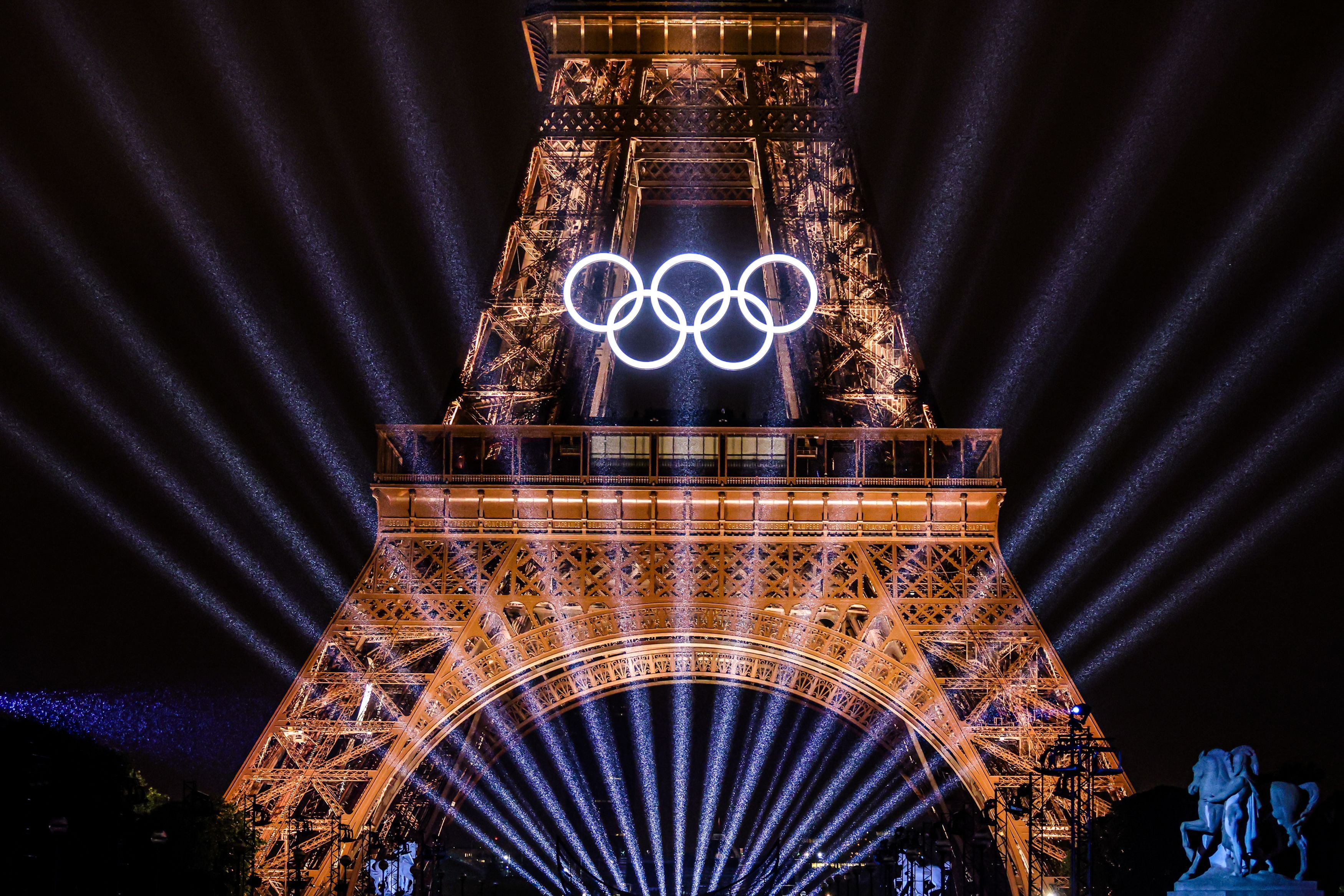 Em Paris, atleta recebe medalha 24 anos após conquistá-la; entenda o caso