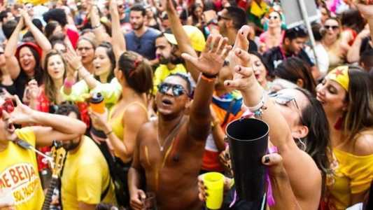 Cerca de 5 milhões de foliões são esperados para o Carnaval de BH