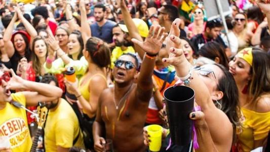 Cerca de 5 milhões de foliões são esperados para o Carnaval de BH