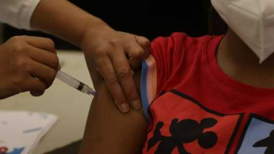Cerca de 76% das entrevistadas aprovam a vacinação nas escolas
