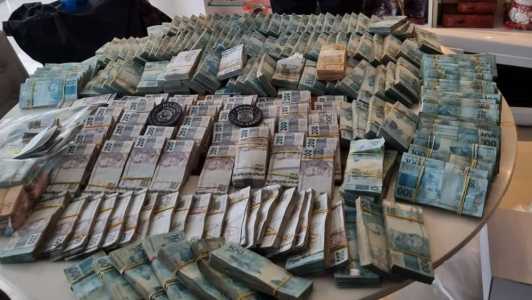 Cerca de R$ 7 mi foram apreendidos durante a operação em São Paulo