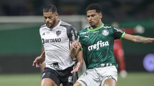 Cercado por zagueiros do Palmeiras, Hulk pouco produziu no Allianz Parque