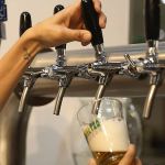 ALMG já pode votar em 1° turno aumento do ICMS sobre bens supérfluos, como bebidas e cigarros 