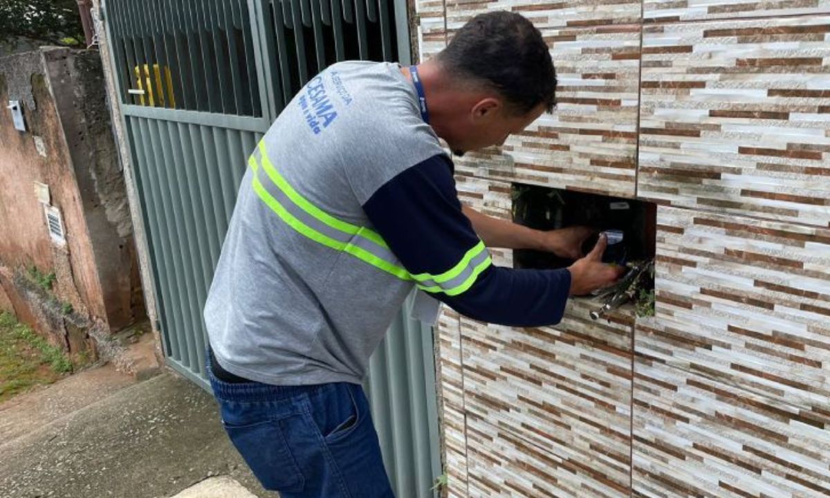 Rota de substituição de hidrômetros atende Zona Norte de Juiz de Fora