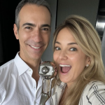 Ticiane Pinheiro comemora vitória de Cesar Tralli no 'Melhores do Ano'