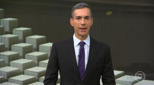 César Tralli em seu último dia como âncora do Jornal Hoje