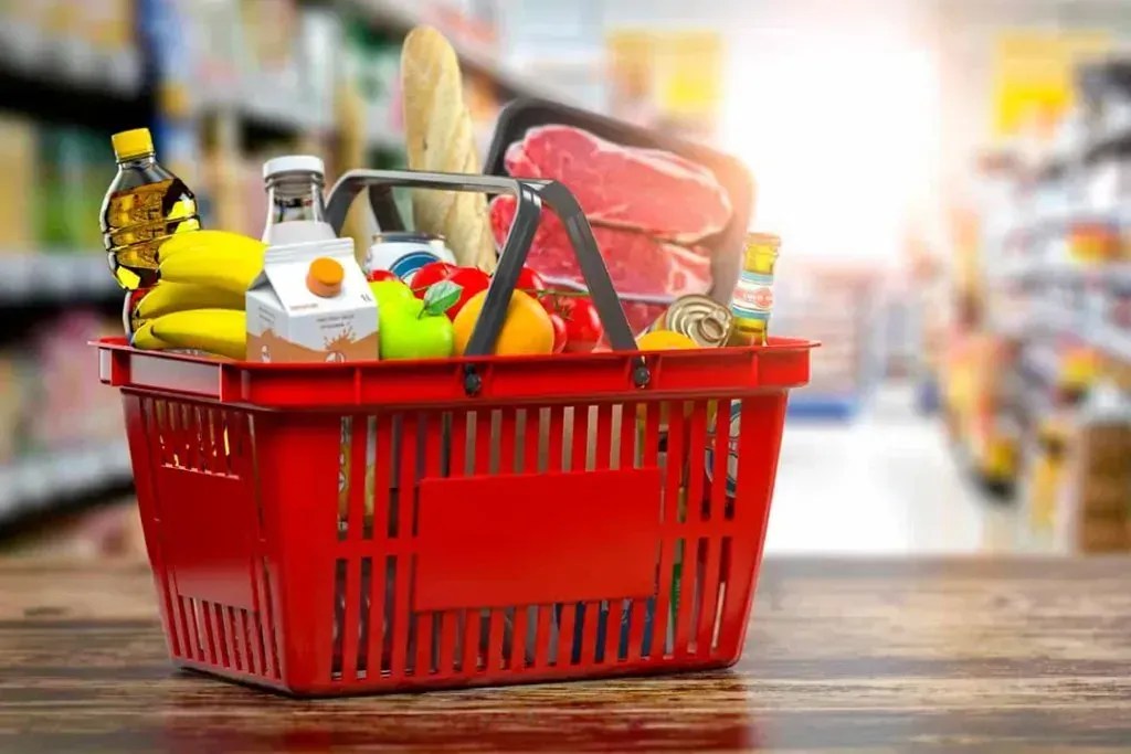 Ano começa com cesta básica mais cara em Varginha