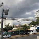 Previsão do tempo: BH e Minas devem ter pancadas de chuva neste sábado (25)
