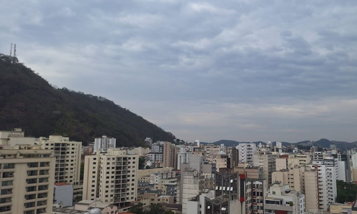 Defesa Civil emite alerta de chuva intensa com vendaval para Juiz de Fora